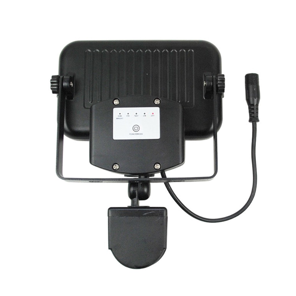 Projecteur Solaire Puissant ZS-15 500 Lumens Détecteur 3 Modes IP 65